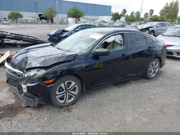2HGFC2F55JH587522 2018 HONDA CIVIC - Image 2