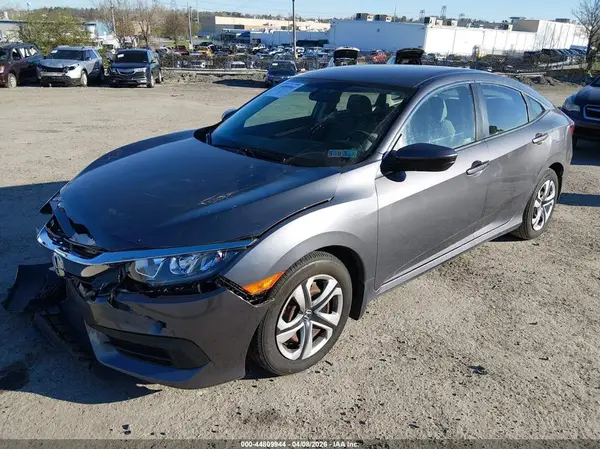 2HGFC2F55JH599895 2018 HONDA CIVIC - Image 2