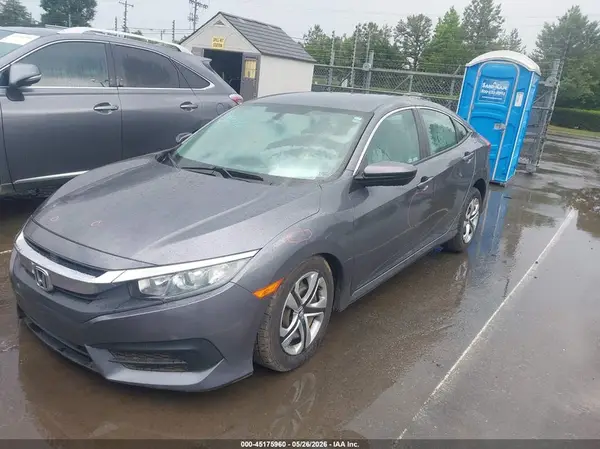2HGFC2F55JH600141 2018 HONDA CIVIC - Image 2