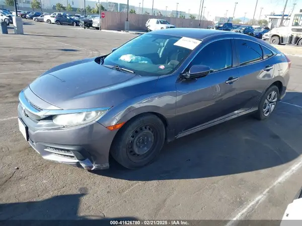 2HGFC2F55JH609423 2018 HONDA CIVIC - Image 2
