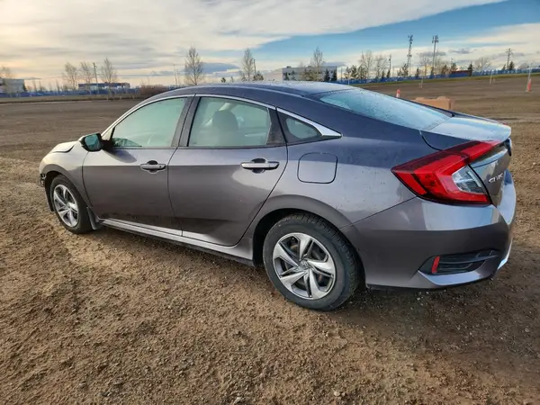 2HGFC2F55KH007588 2019 HONDA CIVIC - Image 2
