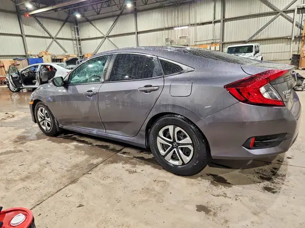 2HGFC2F56HH030581 2017 HONDA CIVIC - Image 2