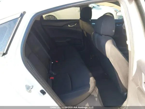 2HGFC2F56JH007002 2018 HONDA CIVIC - Image 8