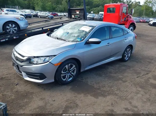 2HGFC2F56JH500517 2018 HONDA CIVIC - Image 2