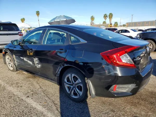 2HGFC2F56JH521562 2018 HONDA CIVIC - Image 2