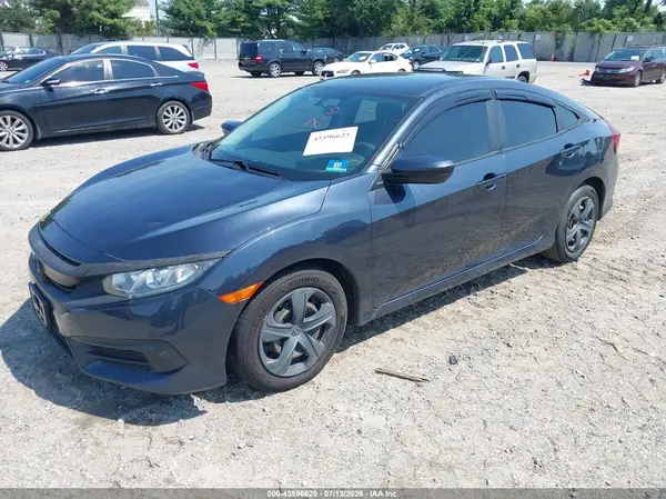 2HGFC2F56JH522534 2018 HONDA CIVIC - Image 2