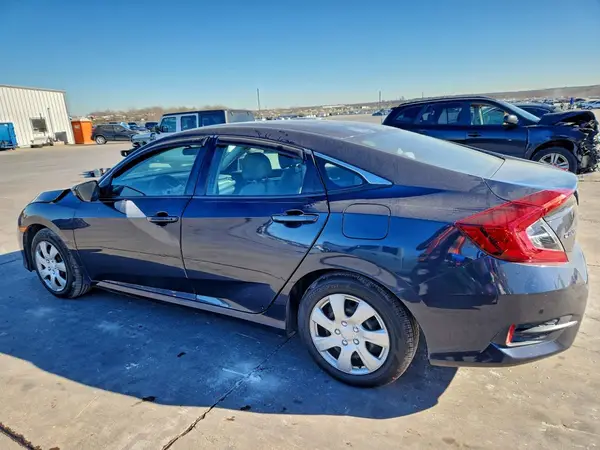 2HGFC2F56JH524185 2018 HONDA CIVIC - Image 2