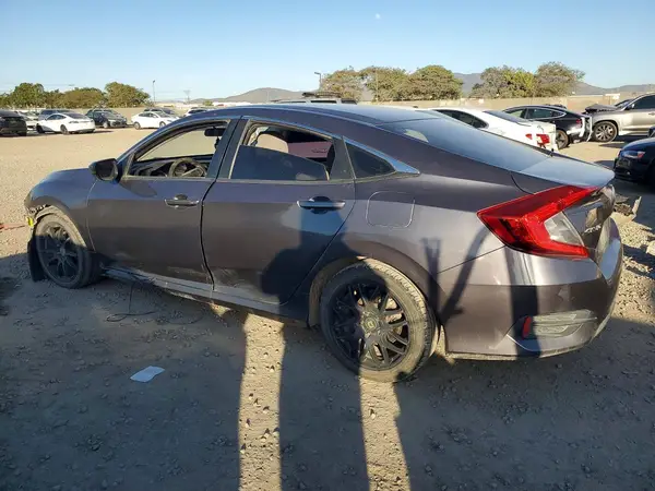 2HGFC2F56JH528673 2018 HONDA CIVIC - Image 2