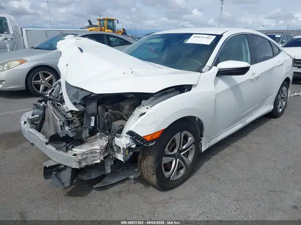 2HGFC2F56JH531086 2018 HONDA CIVIC - Image 2