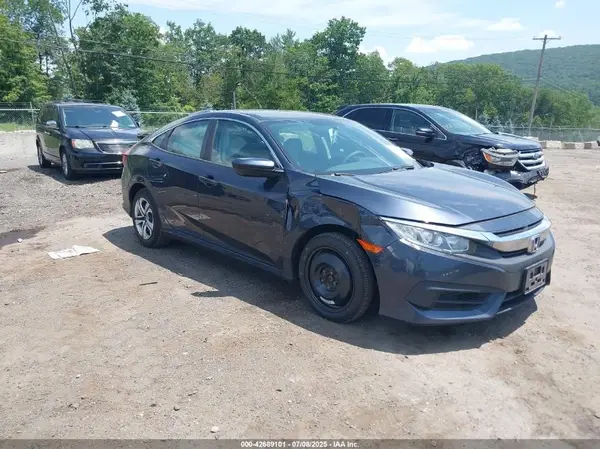 2HGFC2F56JH533260 2018 HONDA CIVIC - Image 1