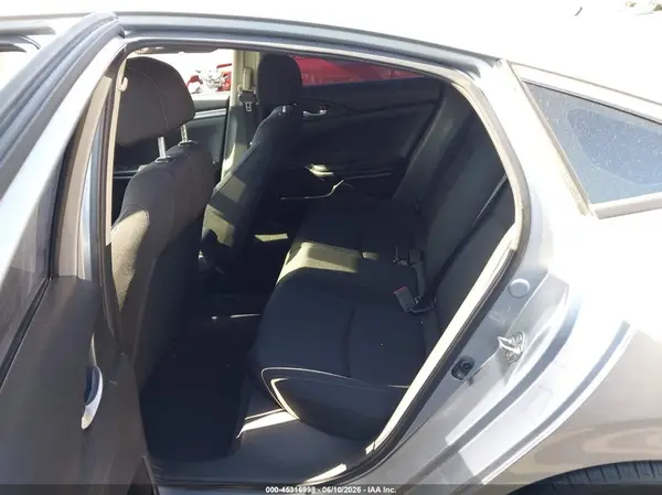 2HGFC2F56JH538068 2018 HONDA CIVIC - Image 8