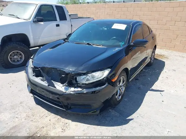 2HGFC2F56JH545294 2018 HONDA CIVIC - Image 2