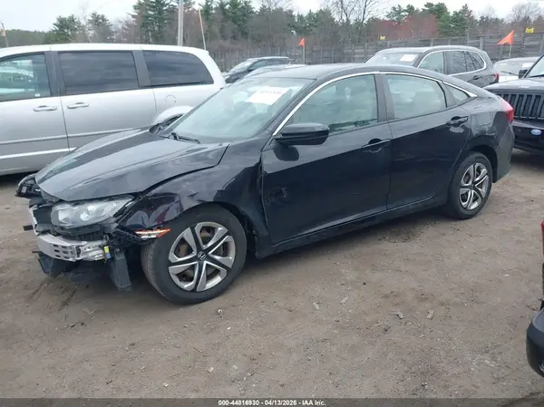 2HGFC2F56JH553007 2018 HONDA CIVIC - Image 2