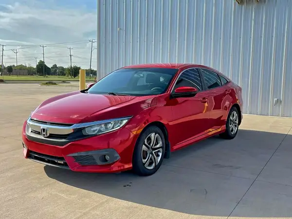 2HGFC2F56JH553881 2018 HONDA CIVIC - Image 2