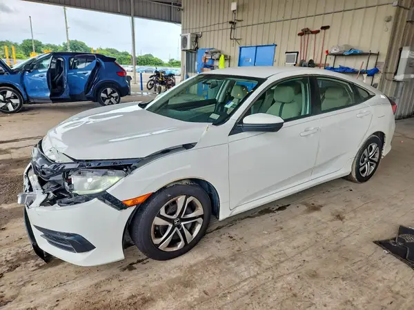 2HGFC2F56JH556411 2018 HONDA CIVIC - Image 1
