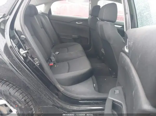 2HGFC2F56JH574648 2018 HONDA CIVIC - Image 8