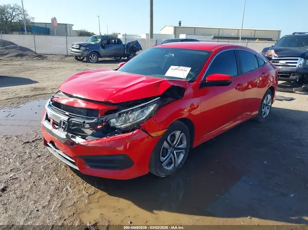 2HGFC2F56JH582720 2018 HONDA CIVIC - Image 2