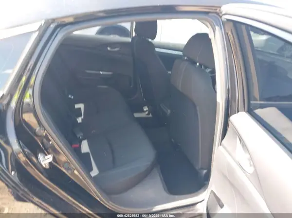 2HGFC2F56JH583589 2018 HONDA CIVIC - Image 8