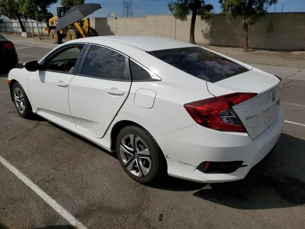 2HGFC2F56JH589277 2018 HONDA CIVIC - Image 2