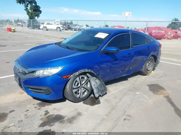 2HGFC2F56JH594754 2018 HONDA CIVIC - Image 2