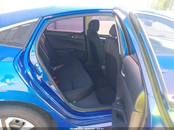 2HGFC2F56JH594754 2018 HONDA CIVIC - Image 8