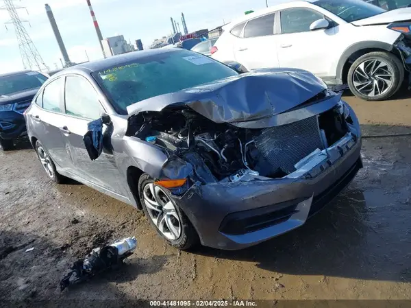 2HGFC2F56JH600259 2018 HONDA CIVIC - Image 1