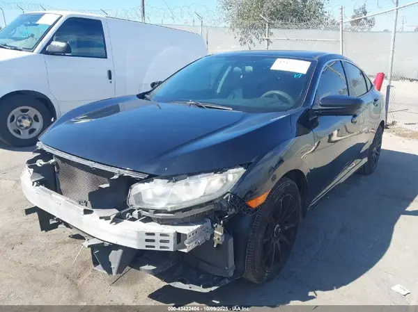 2HGFC2F56JH604862 2018 HONDA CIVIC - Image 2