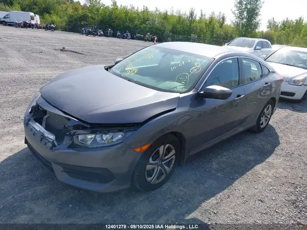 2HGFC2F57JH002486 2018 HONDA CIVIC - Image 2