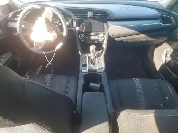 2HGFC2F57JH002522 2018 HONDA CIVIC - Image 8