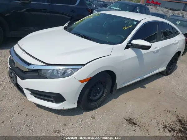 2HGFC2F57JH005274 2018 HONDA CIVIC - Image 2