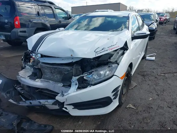 2HGFC2F57JH008000 2018 HONDA CIVIC - Image 2