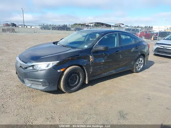 2HGFC2F57JH033219 2018 HONDA CIVIC - Image 2