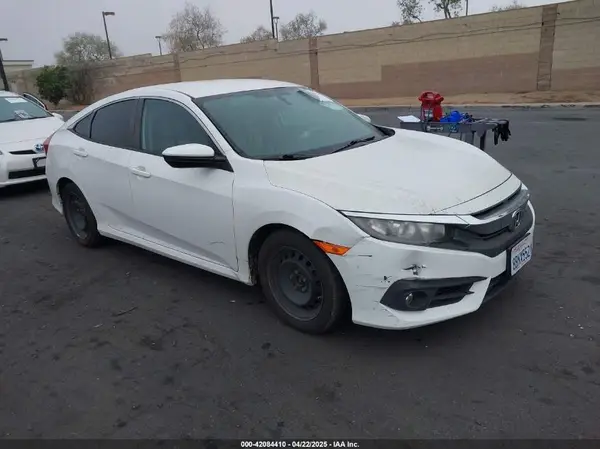 2HGFC2F57JH502776 2018 HONDA CIVIC - Image 1