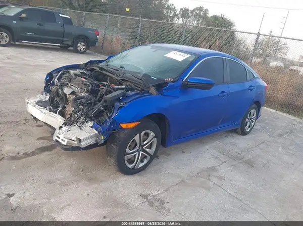 2HGFC2F57JH507914 2018 HONDA CIVIC - Image 2