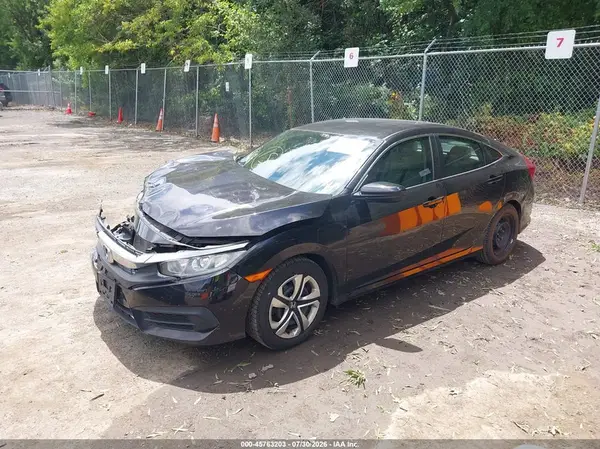 2HGFC2F57JH509825 2018 HONDA CIVIC - Image 2