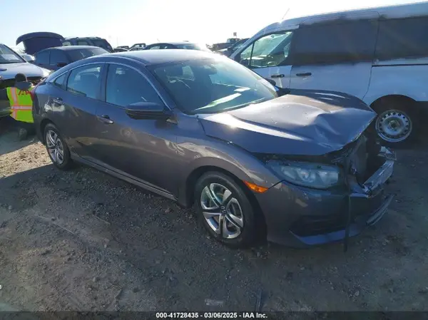 2HGFC2F57JH516208 2018 HONDA CIVIC - Image 1