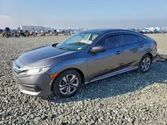 2HGFC2F57JH520744 2018 HONDA CIVIC