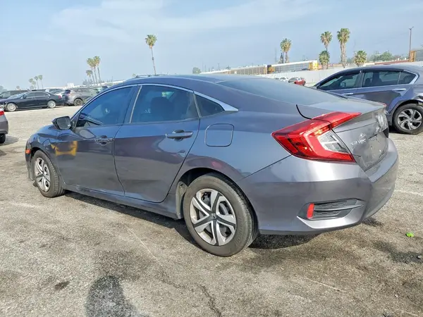 2HGFC2F57JH528794 2018 HONDA CIVIC - Image 2