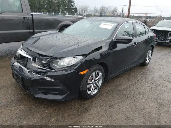 2HGFC2F57JH530576 2018 HONDA CIVIC - Image 2