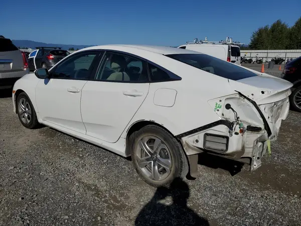 2HGFC2F57JH532313 2018 HONDA CIVIC - Image 2