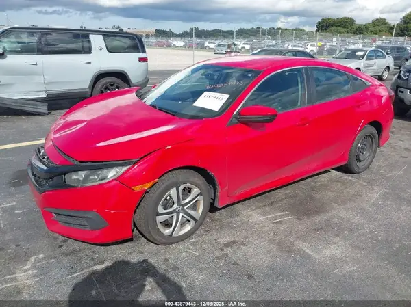 2HGFC2F57JH533669 2018 HONDA CIVIC - Image 2