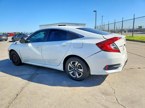 2HGFC2F57JH547037 2018 HONDA CIVIC - Image 2