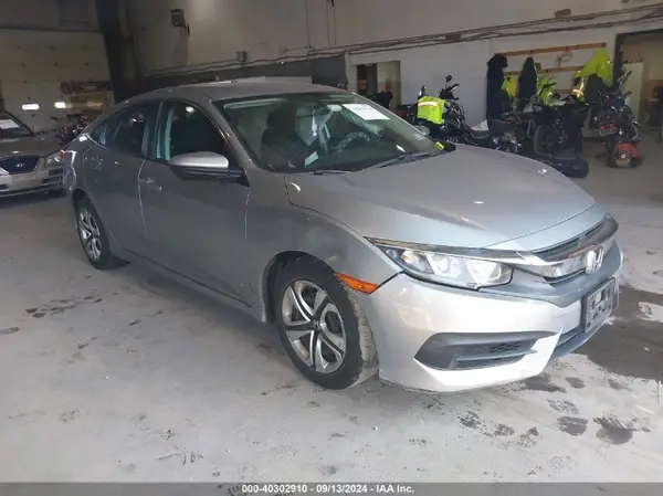 2HGFC2F57JH553744 2018 HONDA CIVIC - Image 1