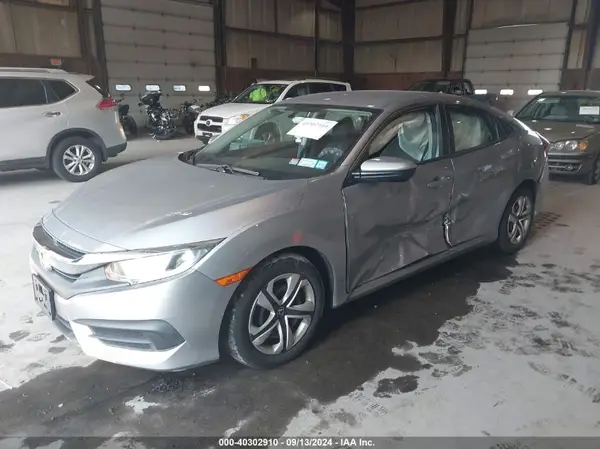 2HGFC2F57JH553744 2018 HONDA CIVIC - Image 2