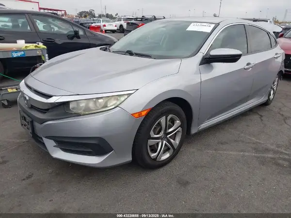 2HGFC2F57JH554232 2018 HONDA CIVIC - Image 2