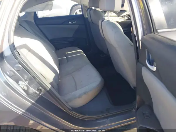 2HGFC2F57JH556045 2018 HONDA CIVIC - Image 8