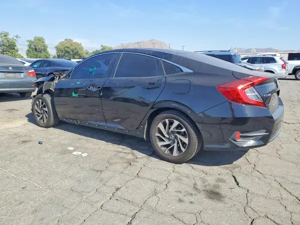 2HGFC2F57JH567403 2018 HONDA CIVIC - Image 2