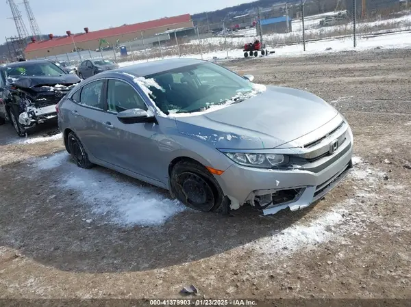 2HGFC2F57JH571628 2018 HONDA CIVIC - Image 1