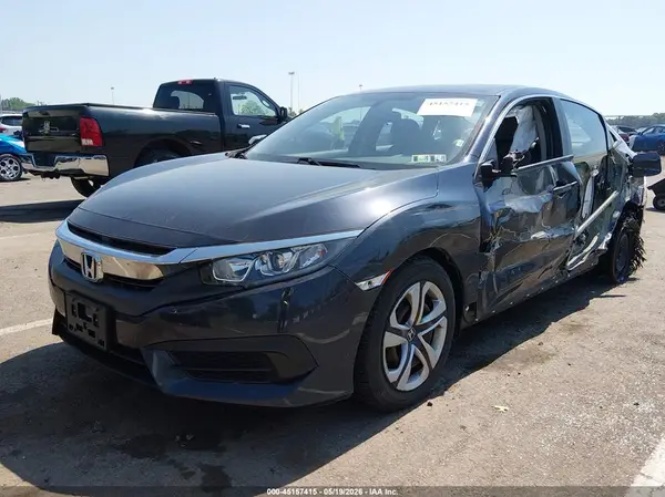 2HGFC2F57JH578921 2018 HONDA CIVIC - Image 2