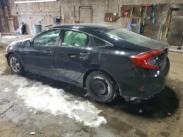2HGFC2F57JH581768 2018 HONDA CIVIC - Image 2